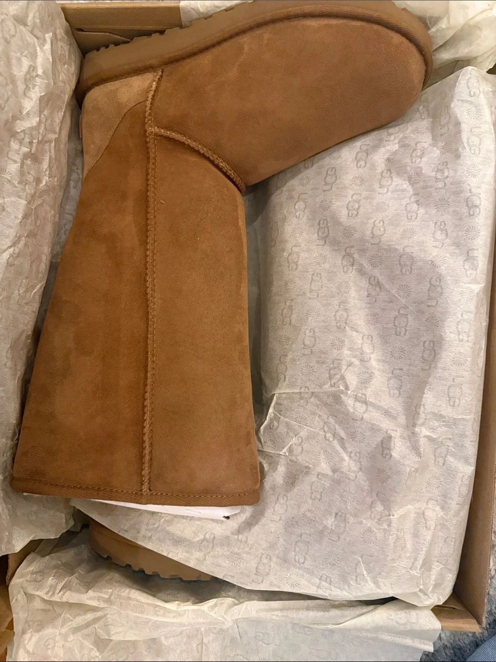 Brand New in Box - UGG Classic Tall II Chestnut Suede Winter Boots - Size 9
